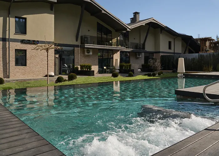 Twins Hotel & Spa