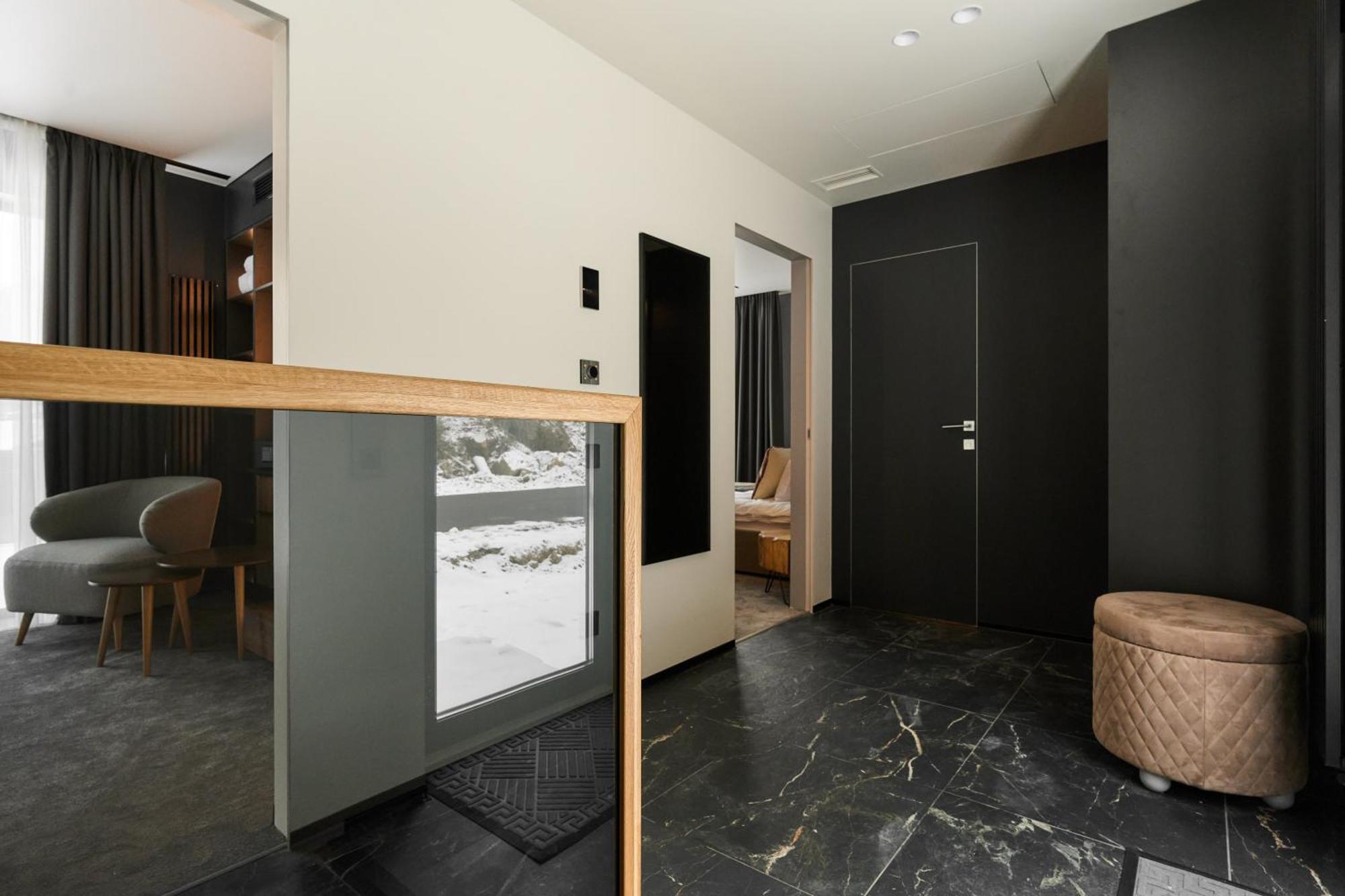 Hotel Twins & Bukovel